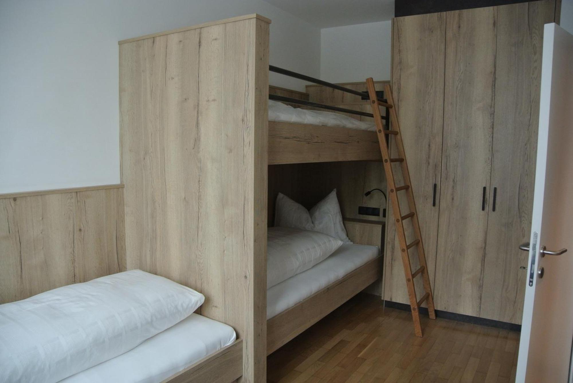 Gasthof Zum Stollhofer Inzing Bagian luar foto