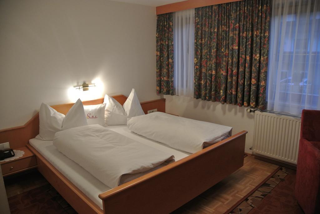 Gasthof Zum Stollhofer Inzing Bagian luar foto
