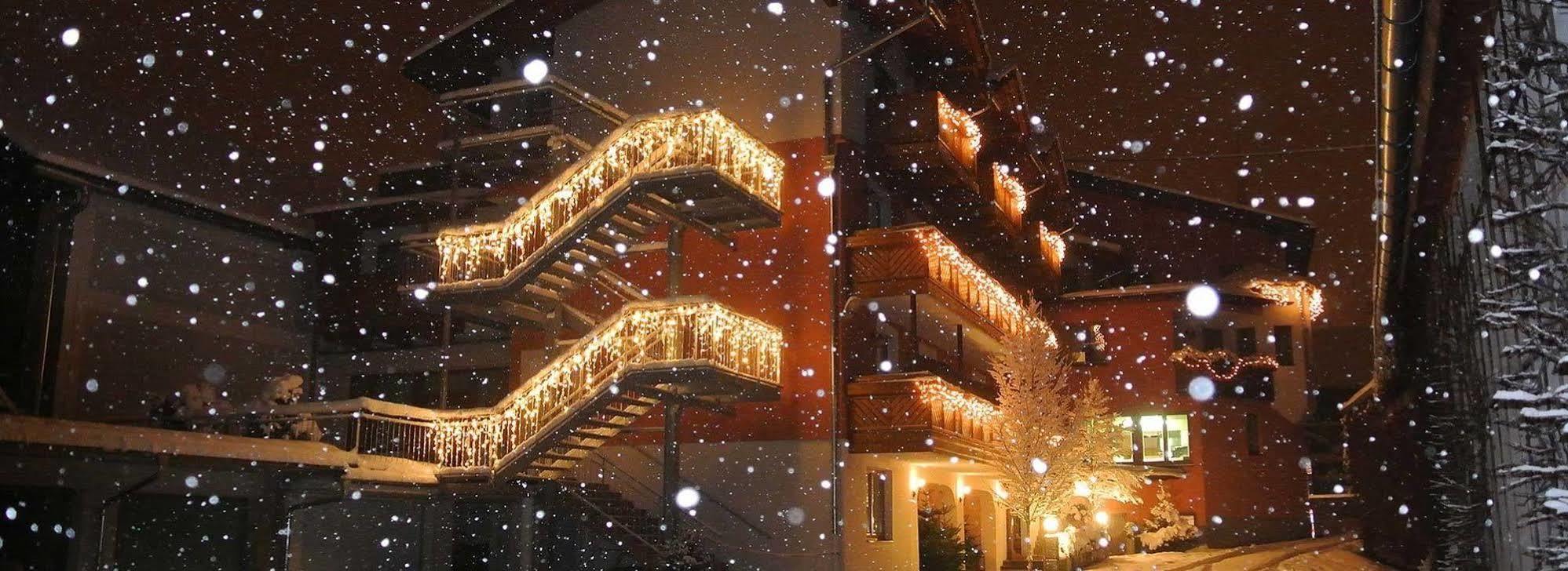 Gasthof Zum Stollhofer Inzing Bagian luar foto
